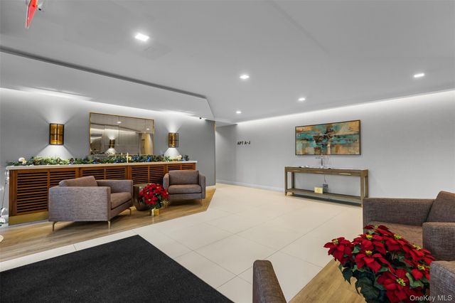 120 East Hartsdale Avenue 3Q, Hartsdale, NY 10530