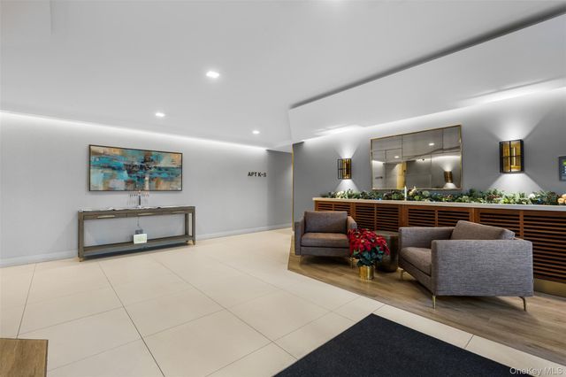 120 East Hartsdale Avenue 3Q, Hartsdale, NY 10530