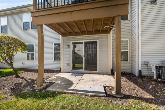 13865 S Balsam Lane D, Plainfield, IL 60544
