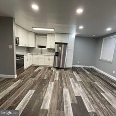 218 LOCKART TER #2ND FLOOR, Philadelphia, PA 19116