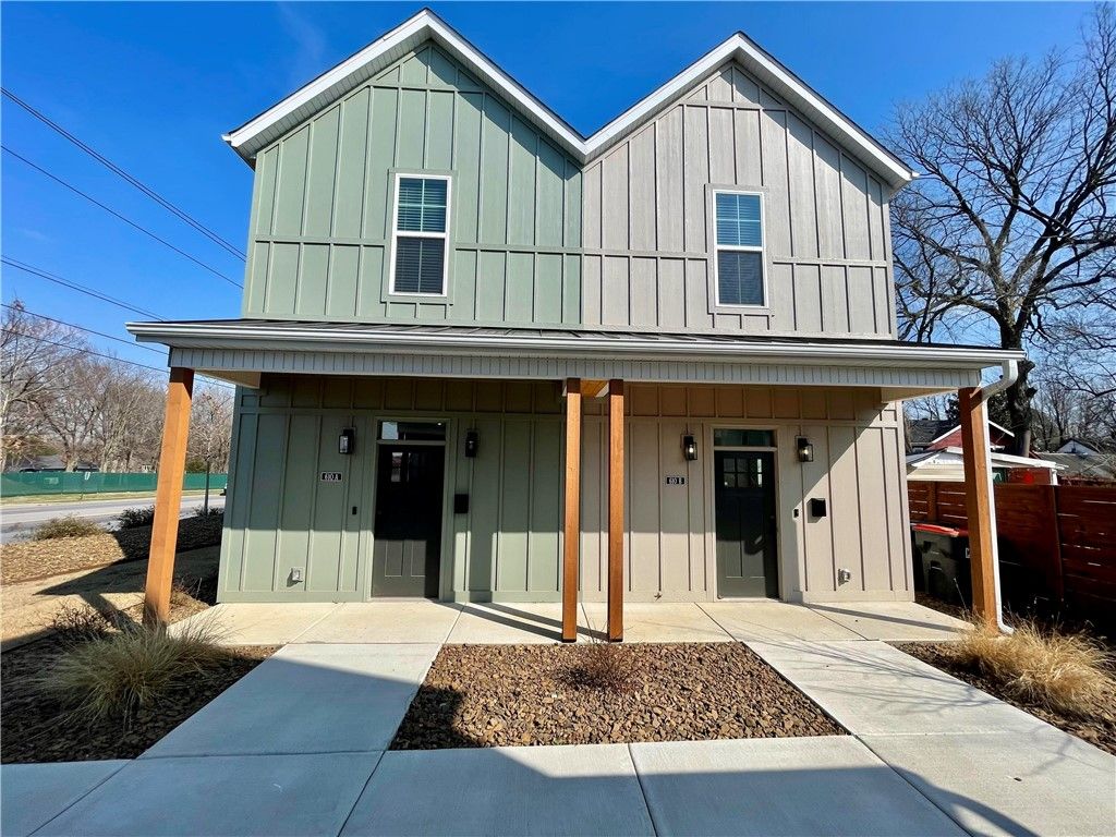 610 W Price Avenue B, Springdale, AR 72764