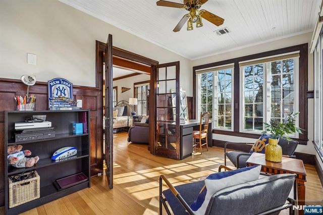 29 Hillcrest Road, Glen Ridge, NJ 07028