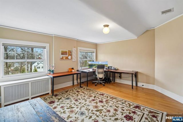 29 Hillcrest Road, Glen Ridge, NJ 07028