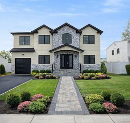 19 Crabtree Lane, Levittown, NY 11756