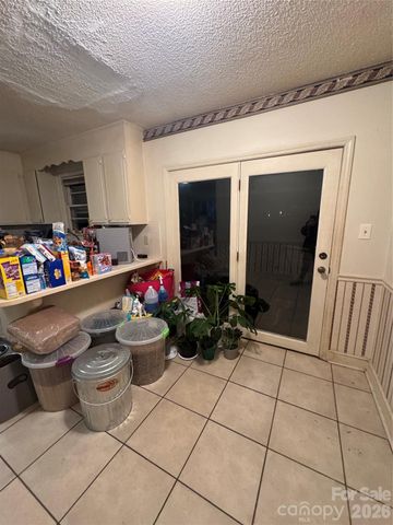 735 W Sumter Street, Shelby, NC 28150