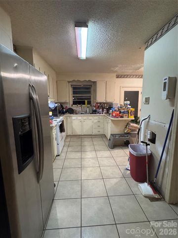 735 W Sumter Street, Shelby, NC 28150