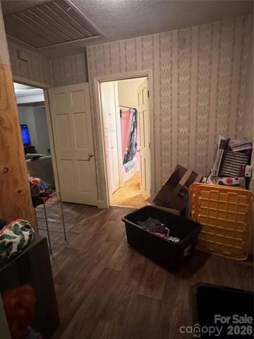 735 W Sumter Street, Shelby, NC 28150