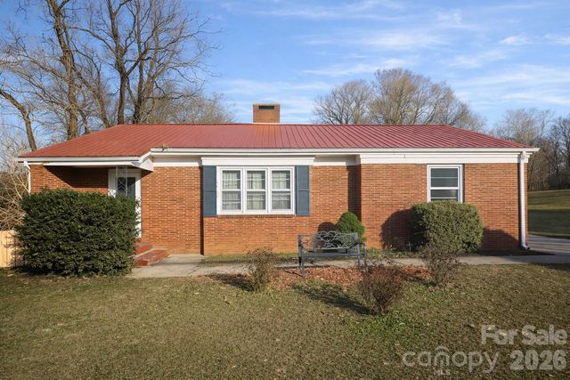 735 W Sumter Street, Shelby, NC 28150