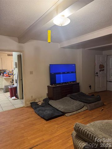 735 W Sumter Street, Shelby, NC 28150