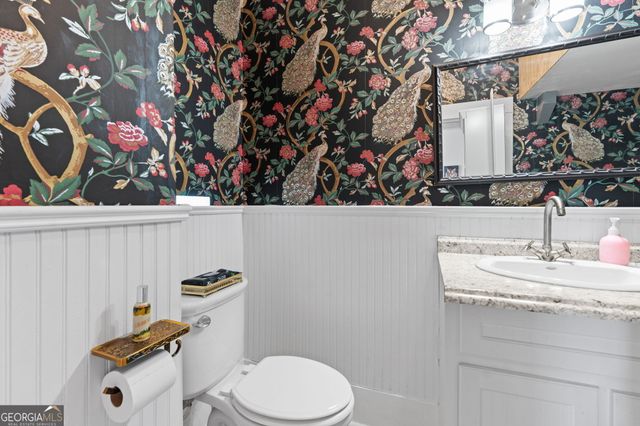 110 E Artesian Avenue, Montezuma, GA 31063