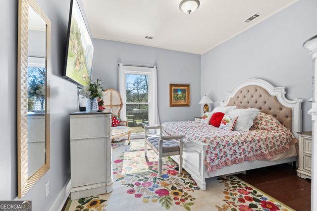 110 E Artesian Avenue, Montezuma, GA 31063