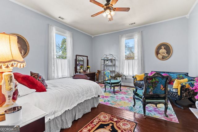 110 E Artesian Avenue, Montezuma, GA 31063