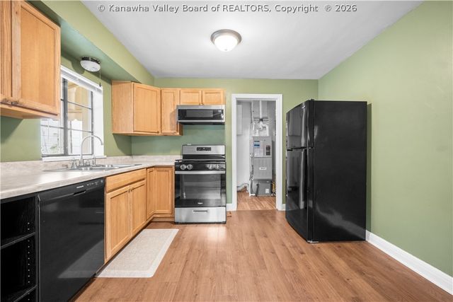 153 4th Street, Dunbar, WV 25064