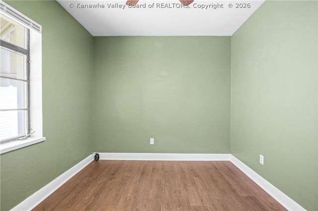 153 4th Street, Dunbar, WV 25064