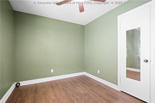 153 4th Street, Dunbar, WV 25064