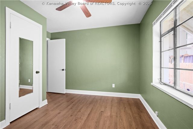 153 4th Street, Dunbar, WV 25064