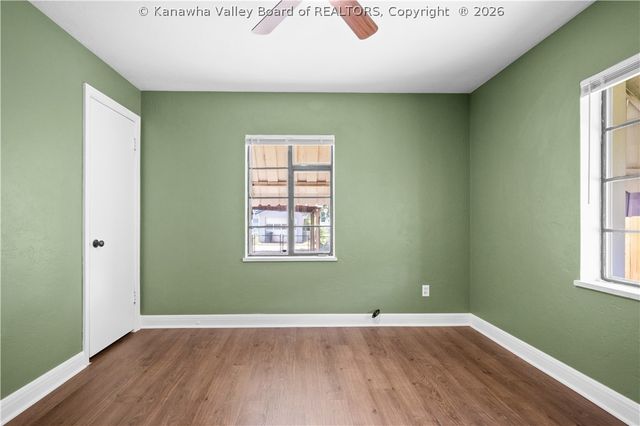 153 4th Street, Dunbar, WV 25064