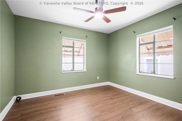 153 4th Street, Dunbar, WV 25064