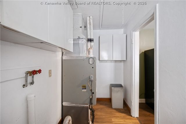 153 4th Street, Dunbar, WV 25064