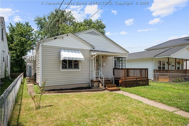 153 4th Street, Dunbar, WV 25064