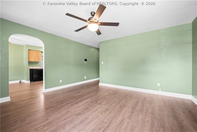 153 4th Street, Dunbar, WV 25064