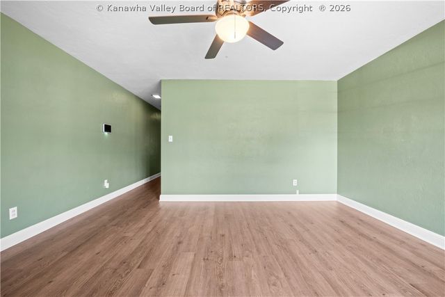 153 4th Street, Dunbar, WV 25064