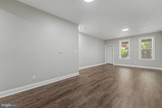 603 BERKLEY ST, Camden, NJ 08103