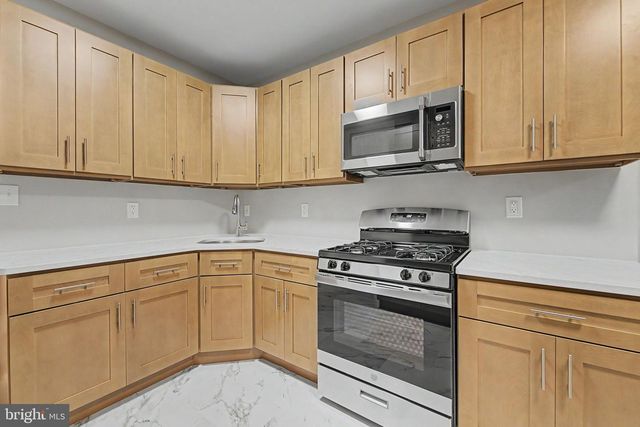603 BERKLEY ST, Camden, NJ 08103