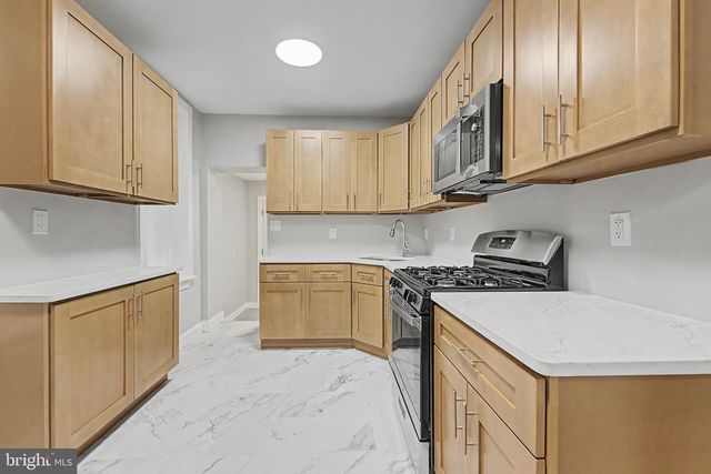603 BERKLEY ST, Camden, NJ 08103