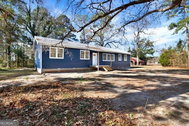 628 Toni Branch Road, Ellabell, GA 31308