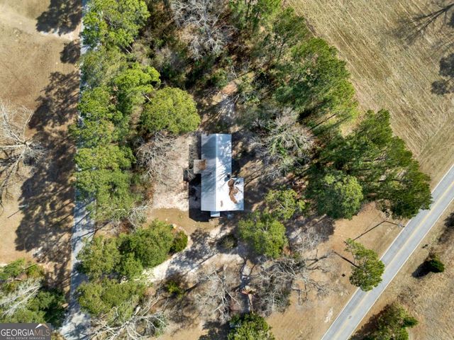 628 Toni Branch Road, Ellabell, GA 31308