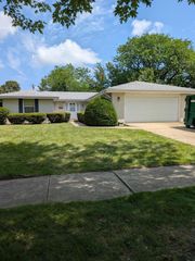 2007 Ingalls Avenue, Joliet, IL 60435