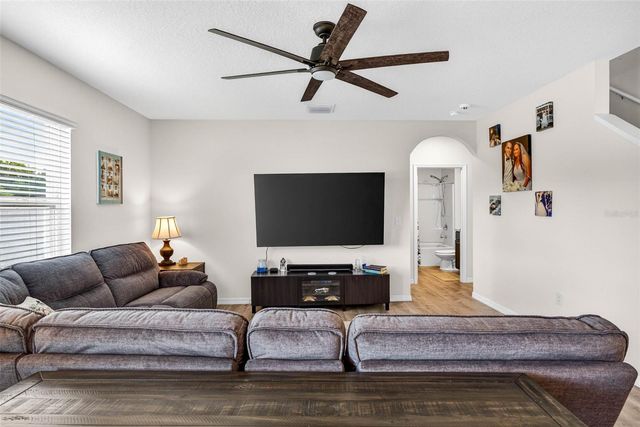 7116 SILVERADO RANCH BOULEVARD, Zephyrhills, FL 33541