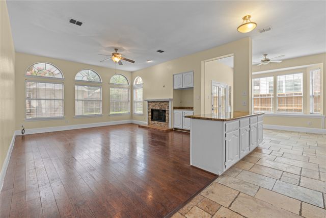 3607 Flagstone Drive, Carrollton, TX 75007
