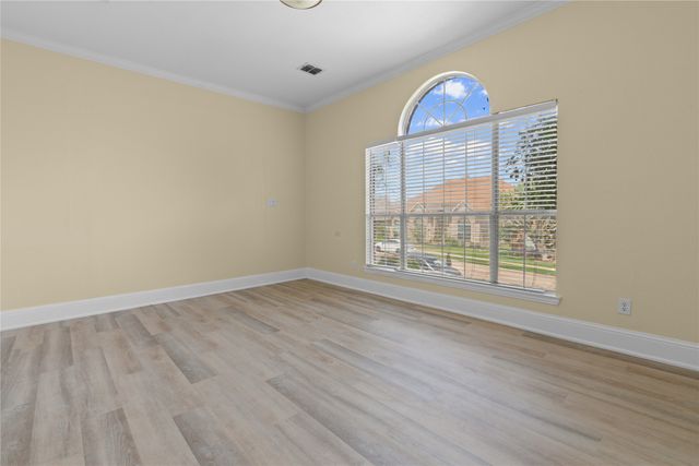 3607 Flagstone Drive, Carrollton, TX 75007