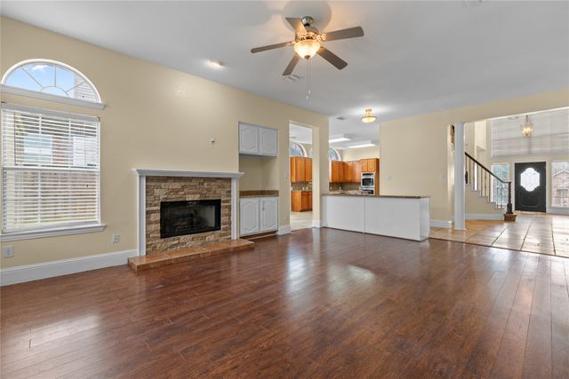 3607 Flagstone Drive, Carrollton, TX 75007