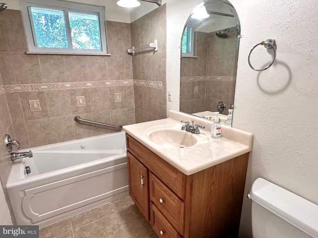3908 GIBBS ST, Alexandria, VA 22309