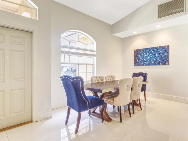 6660 Conch Court, Boynton Beach, FL 33437