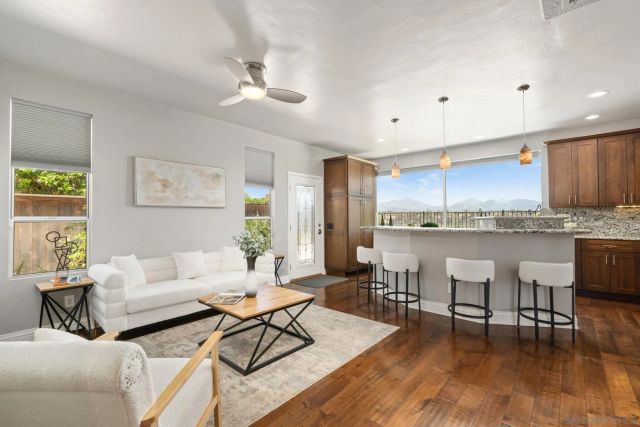 13515 Essence Rd, San Diego, CA 92128