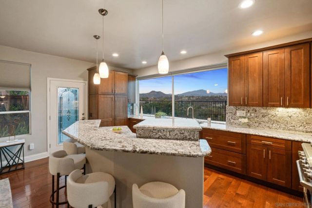 13515 Essence Rd, San Diego, CA 92128