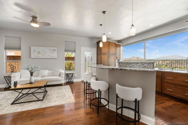 13515 Essence Rd, San Diego, CA 92128