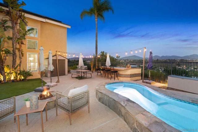 13515 Essence Rd, San Diego, CA 92128
