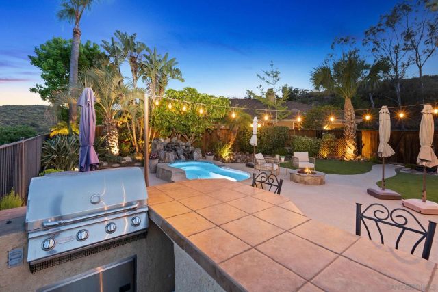 13515 Essence Rd, San Diego, CA 92128