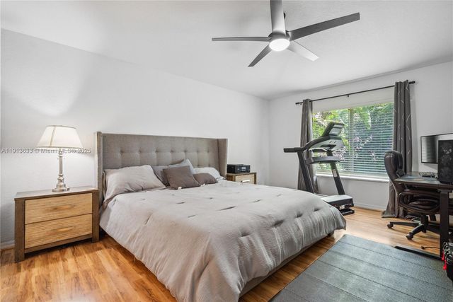 1924 SW Jamesport Dr, Port St. Lucie, FL 34953