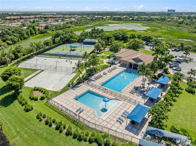 1924 SW Jamesport Dr, Port St. Lucie, FL 34953