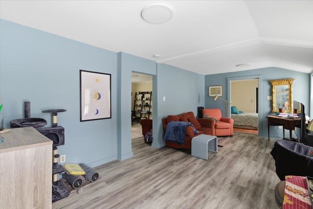 307 North Street, Bennington, VT 05201