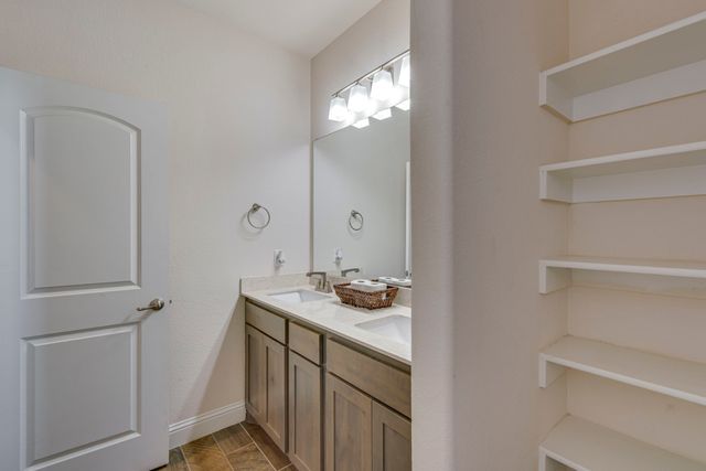 110 Fire Wheel Drive, Waxahachie, TX 75167