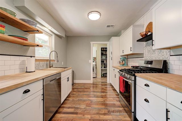 1409 Leawood Drive, Edmond, OK 73034