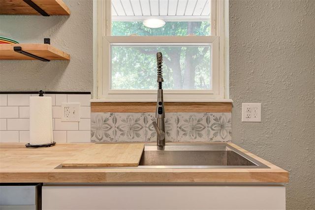 1409 Leawood Drive, Edmond, OK 73034