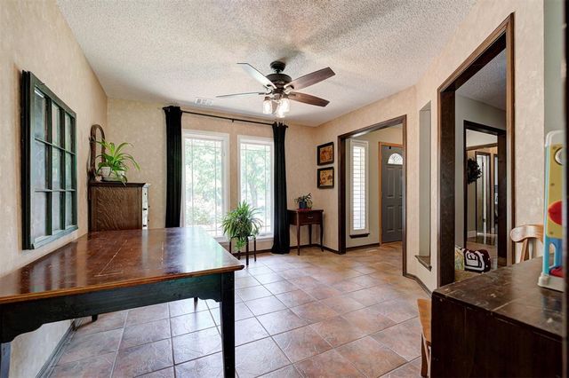 1409 Leawood Drive, Edmond, OK 73034